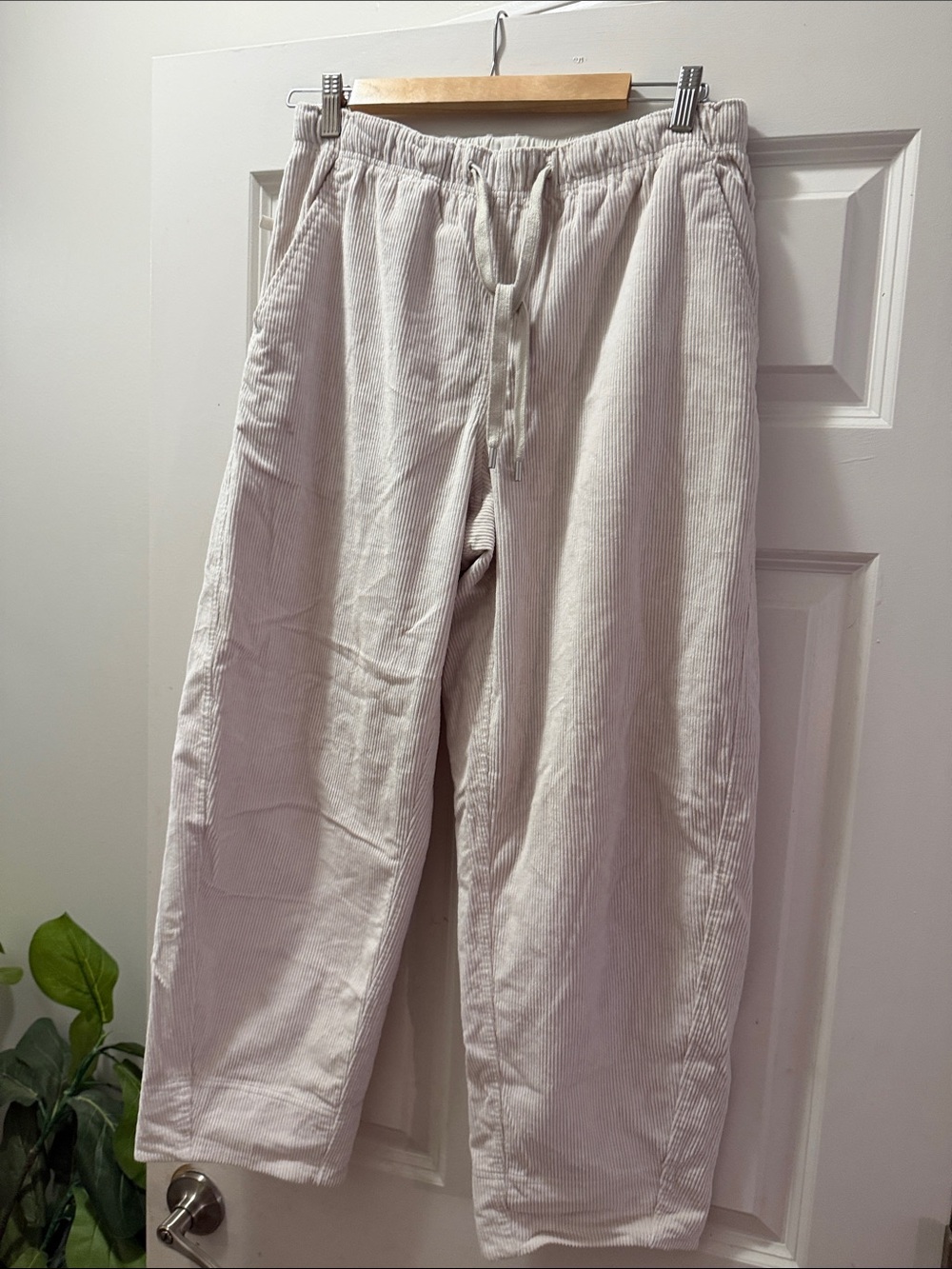 lululemon athletica Cream Corduroy Drawstring Pants